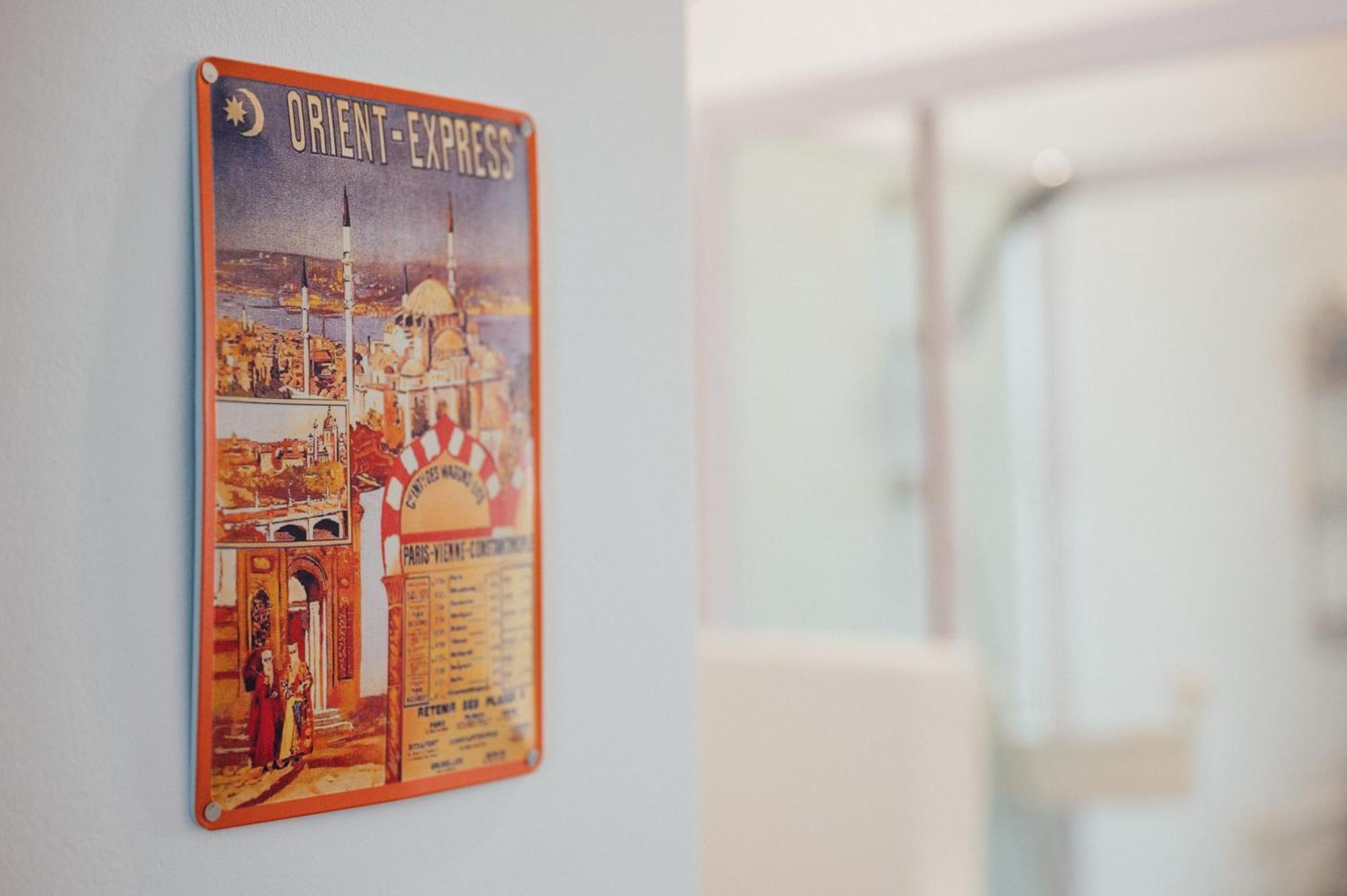 The Orient Express No.22 Appartement Wenen Buitenkant foto